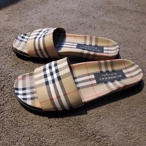 Burberry flip flops